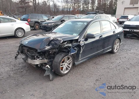 2013 Mercedes-Benz C 300 Sport 4Matic from USA, damaged, VIN WDDGF8AB4DA798231